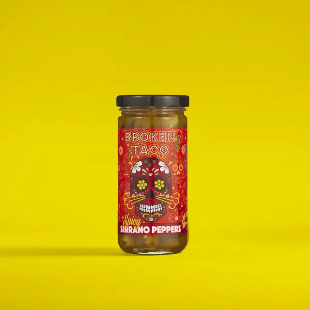 Broken Taco serrano peppers packshot farge 2026 09